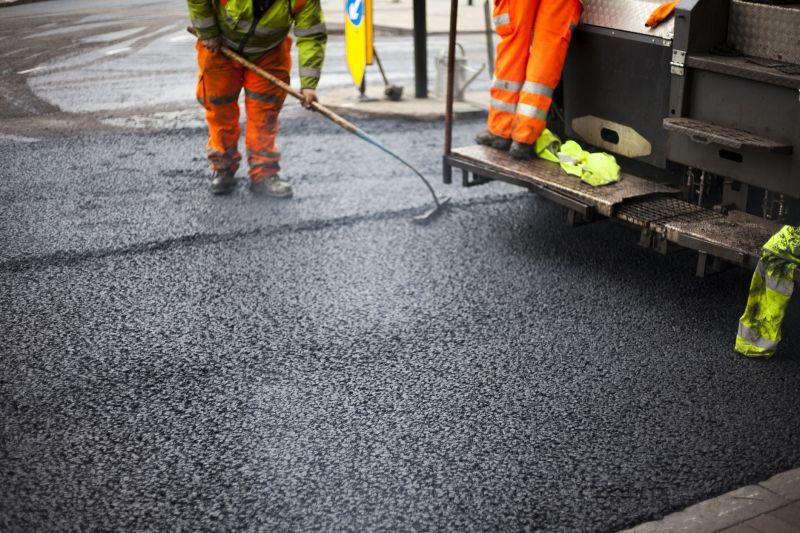 Asphalt Paving Vs. Concrete: Choosing The Right Surface